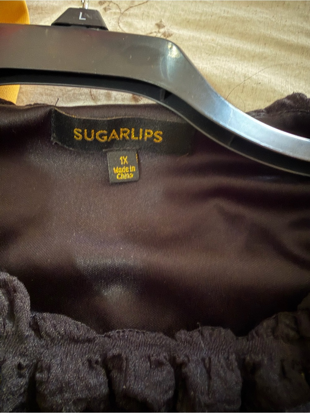 Sugarlips Black Textured Puff Sleeve Blouse - Picture 10 of 11